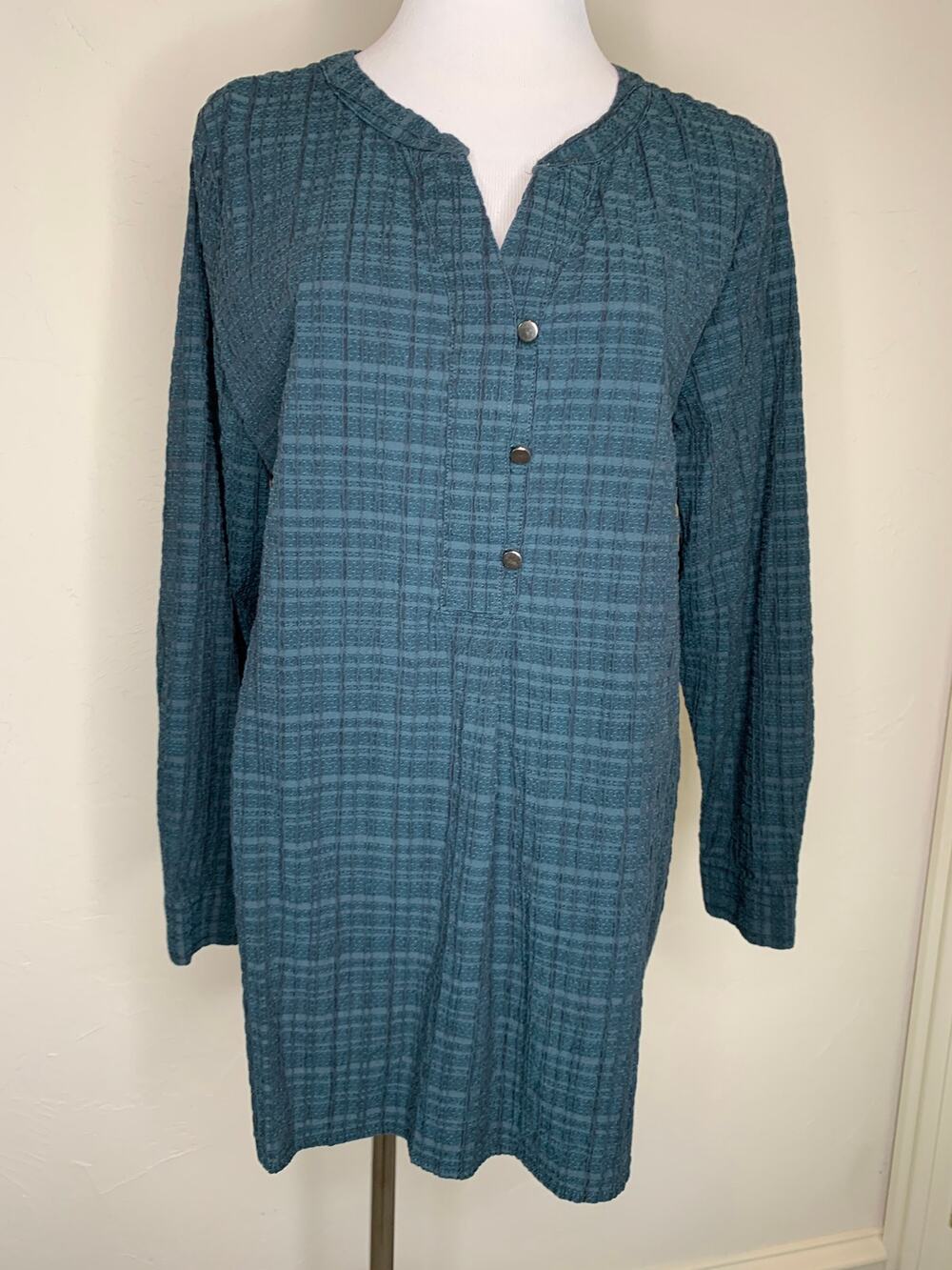 Christopher & Banks Green Woven Popover Top Sz Large